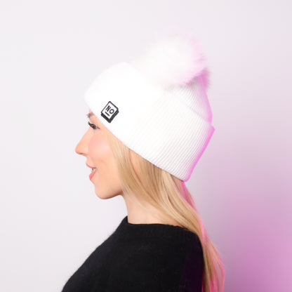 Arctic Pom Beanie - Valkoinen