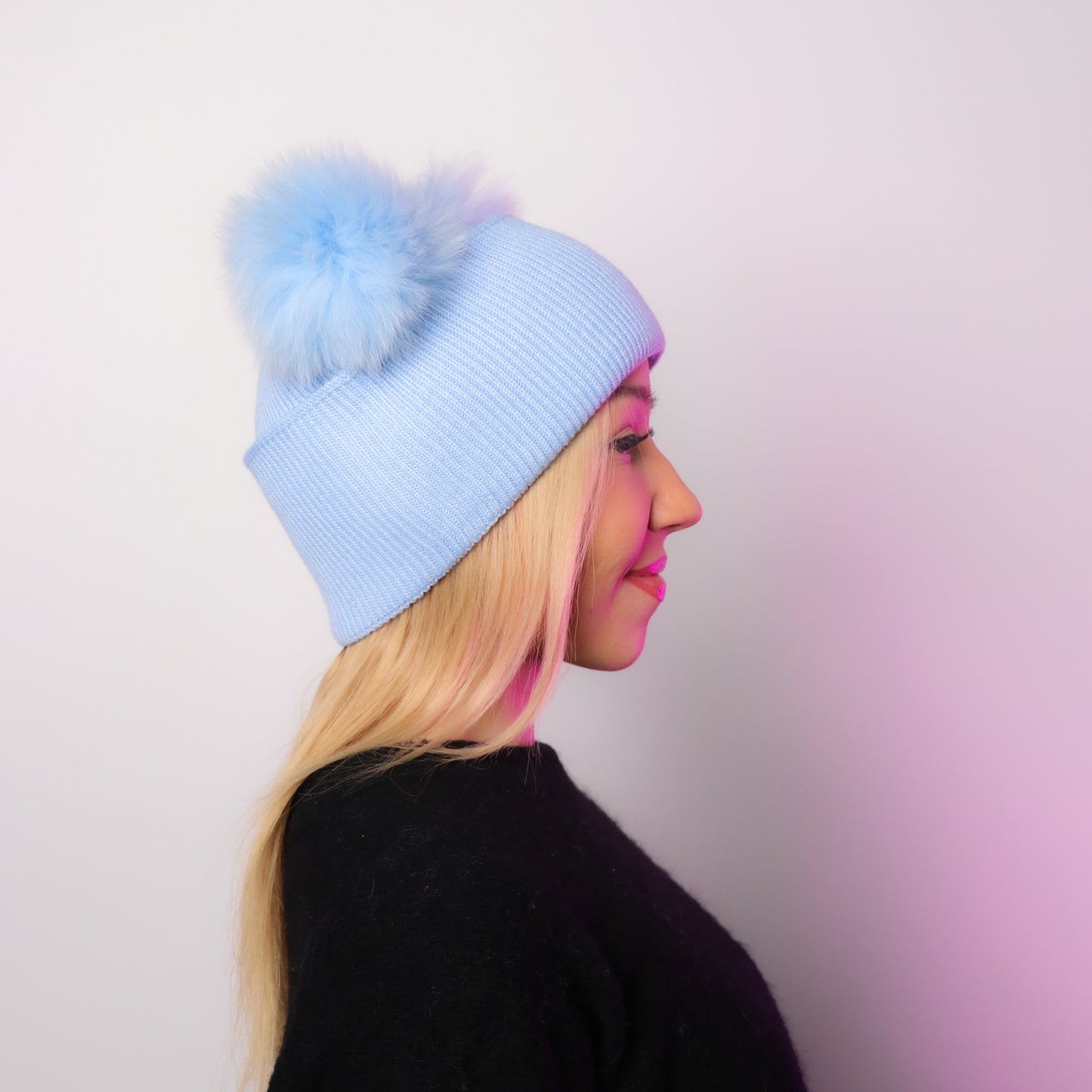 Arctic Pom Beanie - Baby blue