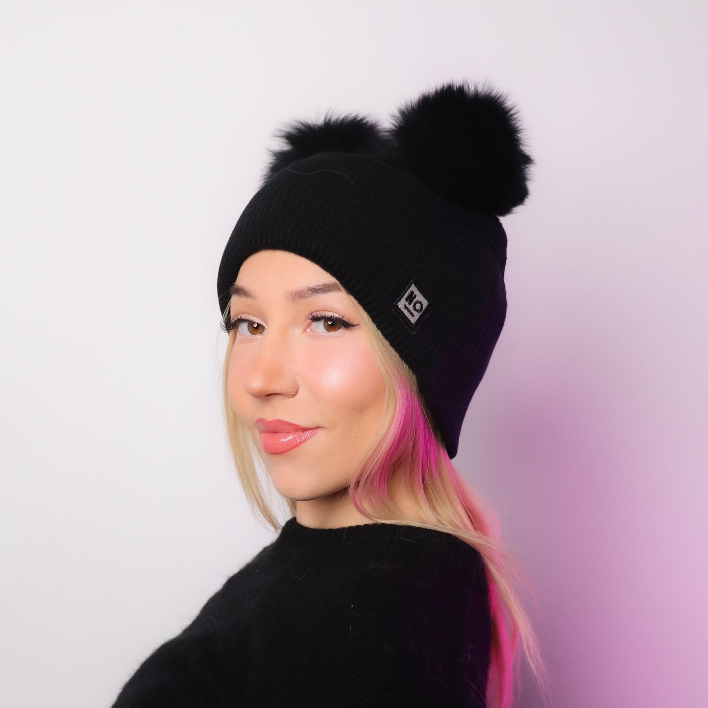 Arctic Pom Beanie - Musta