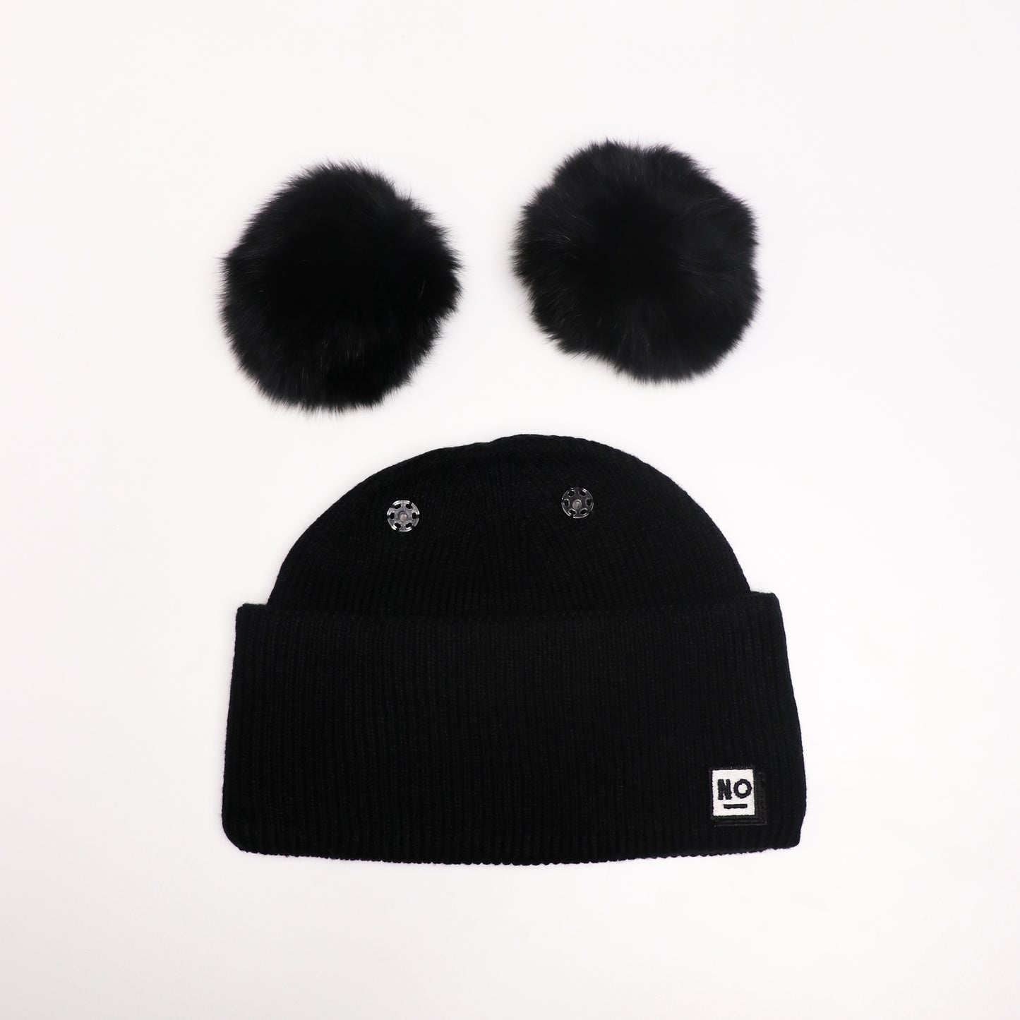 Arctic Pom Beanie - Musta